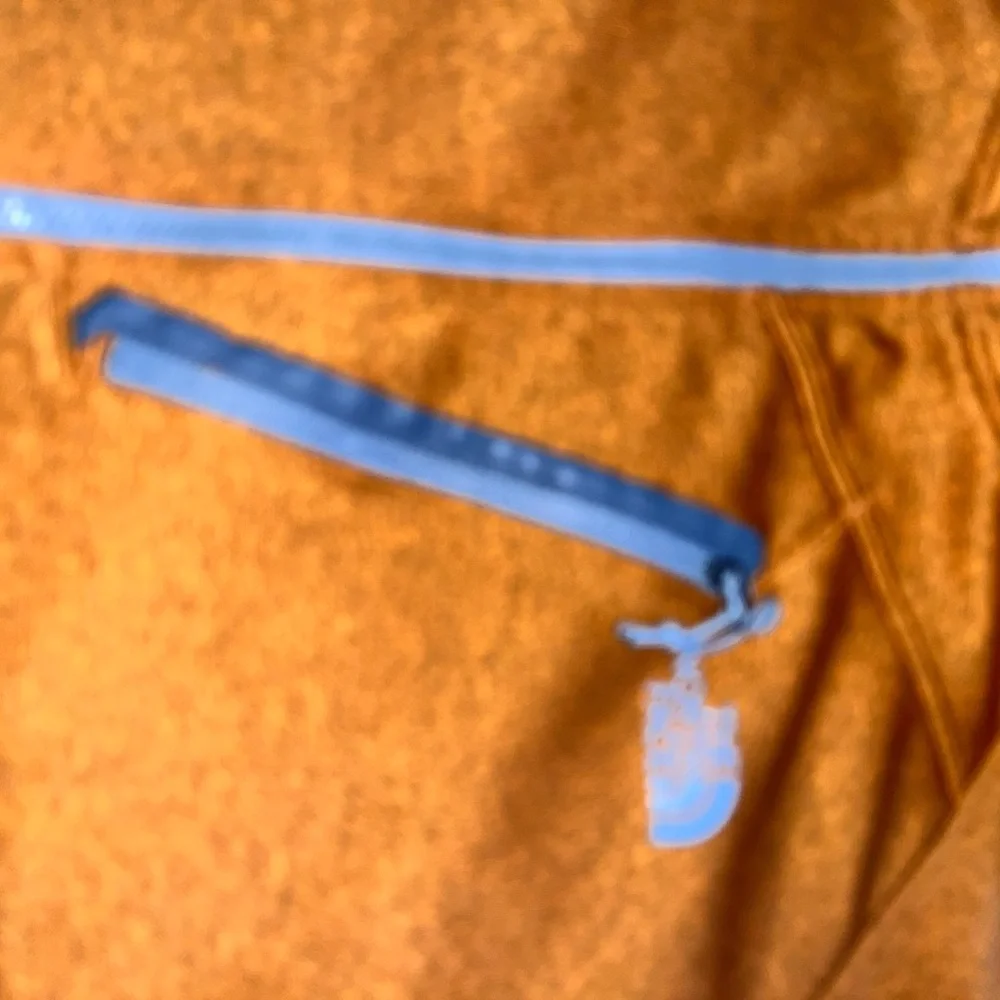 The North‎ Face Men's Rust Zip-Up Sweater